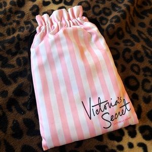 Victoria’s Secret Inflatable Travel Neck Pillow